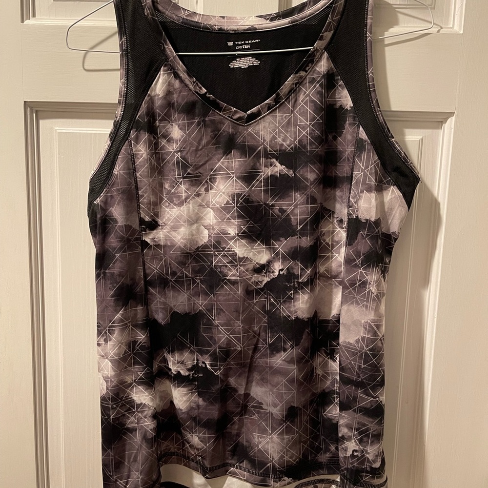 TEK gear, geometric pattern tank top